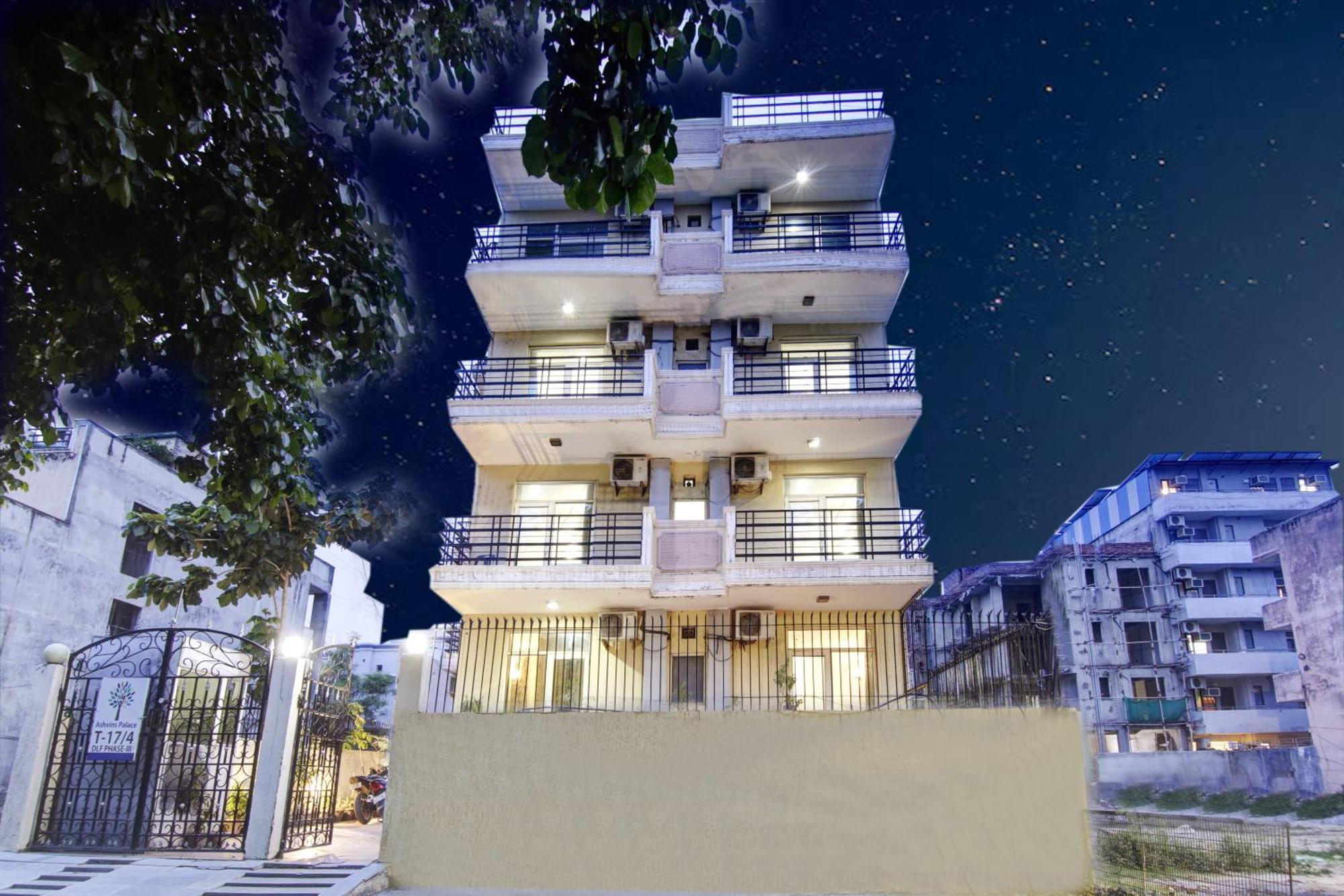 Hotel Ashvins Palace غورغاون المظهر الخارجي الصورة
